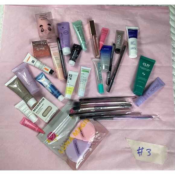 Luxury Cosmetics & Tools Lot With Brushes Sponges Skincare & Makeup products new - Picture 1 of 4